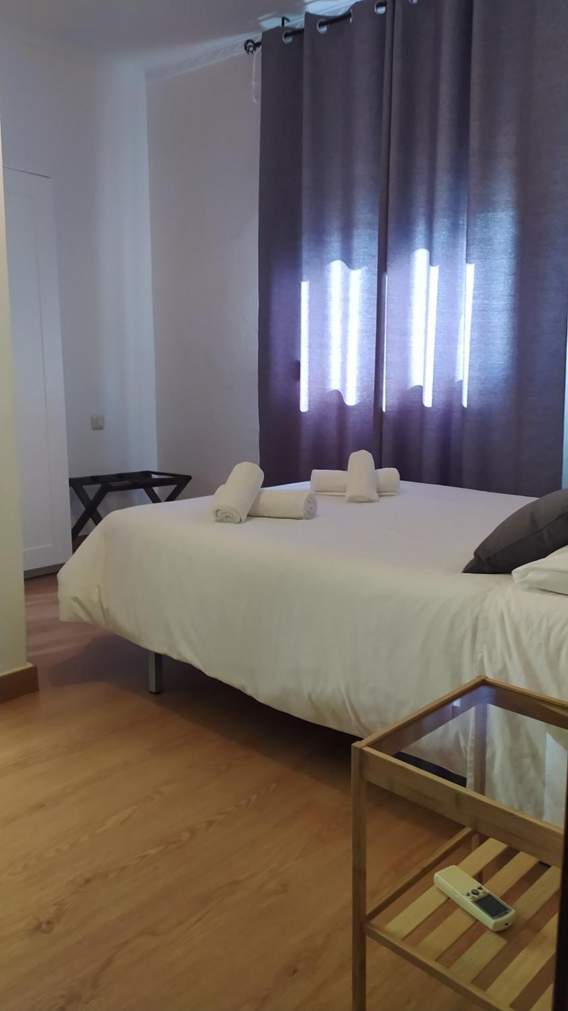 מונטקורטו Hostal El Pinar מראה חיצוני תמונה
