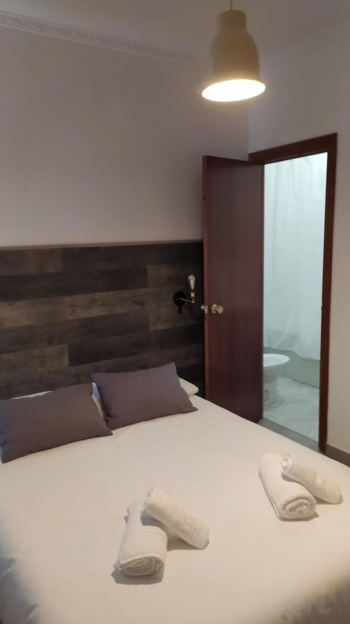מונטקורטו Hostal El Pinar מראה חיצוני תמונה